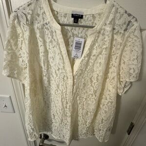 Torrid floral shirt